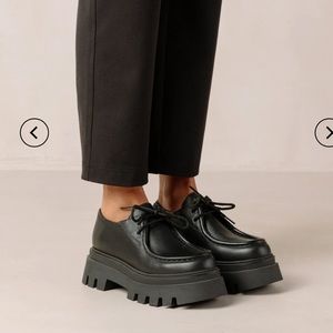 Alohas Tycoon Leather Loafer Pumps Black